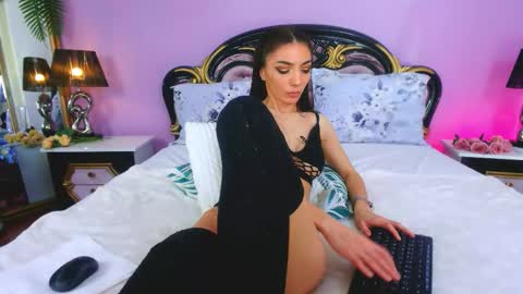 avaaaddamss online show from November 19, 10:26 am