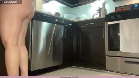 Ava . Support my channel by using my affiliate link to make your account  Thanks  online show from December 24, 3:16 pm