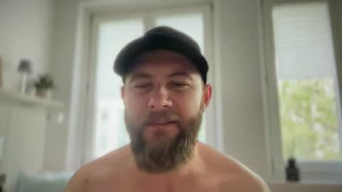 Nice Username online show from May 8, 2:44 pm