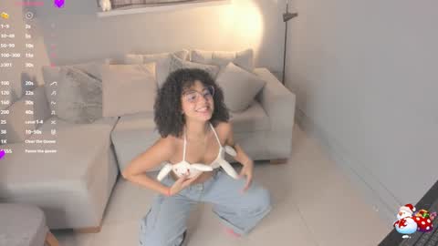 Snapshot of avalon_badger chatting on December 6, 7:56 pm Avalon online show from December 6, 7:56 pm