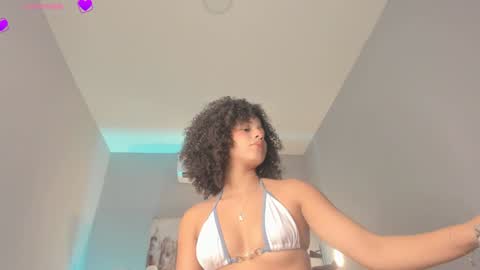 Snapshot of avalon_badger chatting on January 25, 6:57 pm Avalon online show from January 25, 6:57 pm