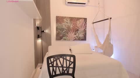 Avalon online show from December 20, 7:43 pm