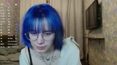 avaobierne online show from March 3, 6:25 pm