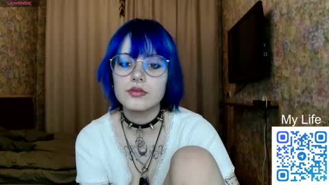 avaobierne online show from March 18, 6:33 pm