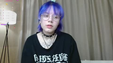 avaobierne online show from April 17, 6:16 am