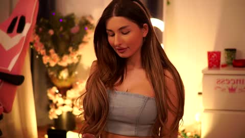 Carina online show from February 1, 4:46 am