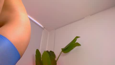 Hi im aqua is nice with me online show from March 6, 8:27 pm