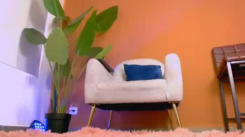 Snapshot of aveline_nuit chatting on July 11, 7:38 pm Hi im aqua is nice with me online show from July 11, 7:38 pm