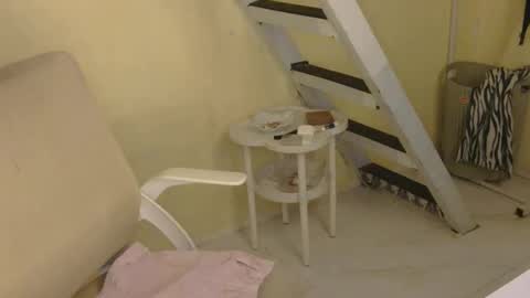 Rhian online show from February 11, 3:33 am