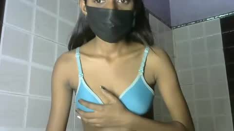 avery_lust01 online show from May 16, 6:54 am