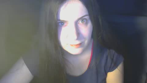 avialenne online show from April 15, 4:58 pm