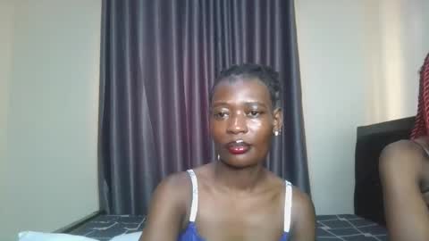 Snapshot of avian_babe chatting on March 14, 8:20 am Avian online show from March 14, 8:20 am