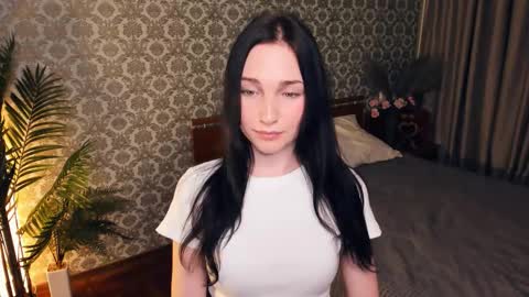 Snapshot of avisgalas chatting on November 10, 9:14 pm Viole t online show from November 10, 9:14 pm