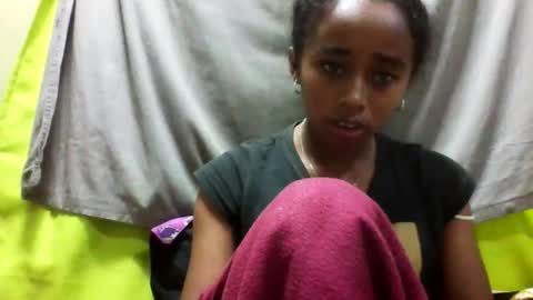 avontsoaldy online show from May 2, 4:39 am