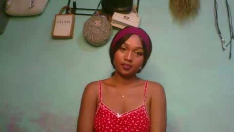 avotraina online show from April 21, 9:17 pm