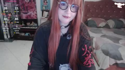 Snapshot of avril2809 chatting on November 21, 3:27 am Abril online show from November 21, 3:27 am