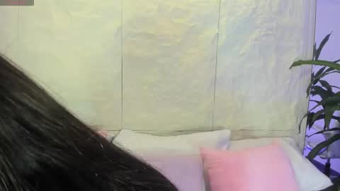 Avy  online show from October 27, 11:36 am