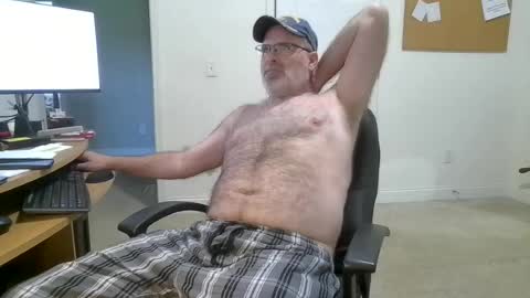 awesnead online show from July 30, 4:28 pm
