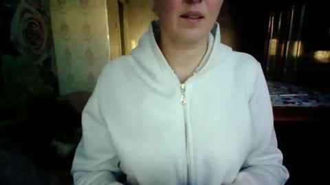 Snapshot of awesomeladyy chatting on January 4, 1:10 pm awesomeladyy online show from January 4, 1:10 pm