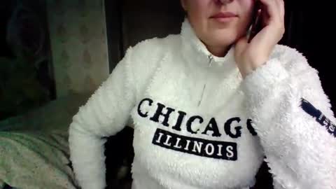 Snapshot of awesomeladyy chatting on February 3, 8:46 am awesomeladyy online show from February 3, 8:46 am