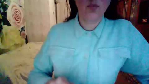 Snapshot of awesomeladyy chatting on February 24, 3:20 pm awesomeladyy online show from February 24, 3:20 pm