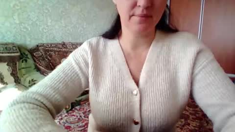 Snapshot of awesomeladyy chatting on October 15, 8:25 am awesomeladyy online show from October 15, 8:25 am