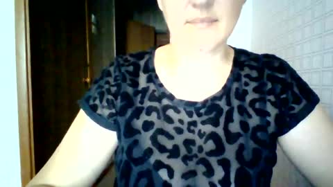 awesomeladyy online show from June 29, 7:58 am