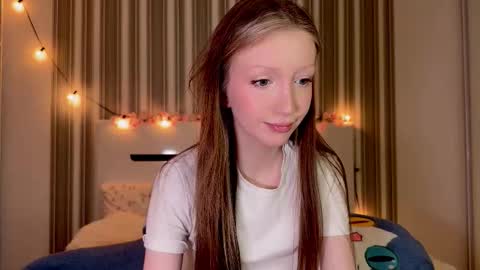 Aurora online show from September 12, 2:17 pm