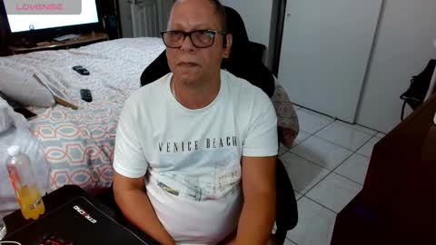 Alex online show from April 15, 8:20 pm