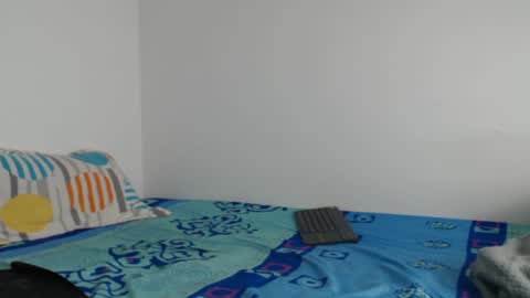Snapshot of axel_ag chatting on December 18, 3:55 pm Axel online show from December 18, 3:55 pm