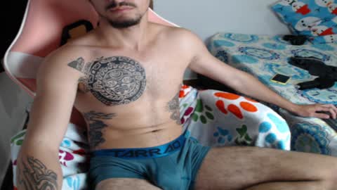 Snapshot of axel_ag chatting on December 22, 4:38 pm Axel online show from December 22, 4:38 pm