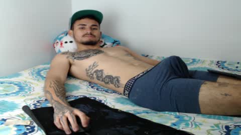 Snapshot of axel_ag chatting on December 28, 2:32 pm Axel online show from December 28, 2:32 pm
