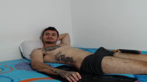 Snapshot of axel_ag chatting on January 7, 4:59 pm Axel online show from January 7, 4:59 pm