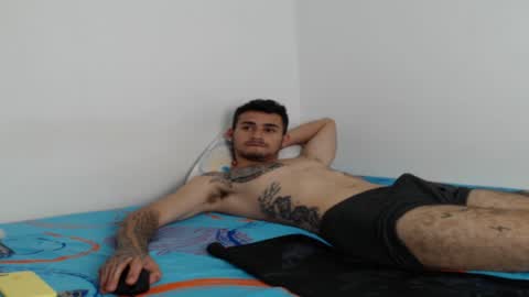 Snapshot of axel_ag chatting on January 7, 7:59 pm Axel online show from January 7, 7:59 pm