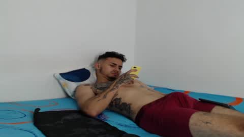 Snapshot of axel_ag chatting on January 11, 3:52 pm Axel online show from January 11, 3:52 pm
