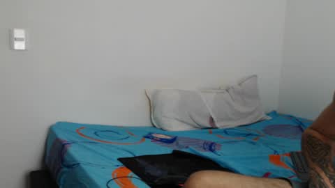 Snapshot of axel_ag chatting on January 12, 5:44 pm Axel online show from January 12, 5:44 pm
