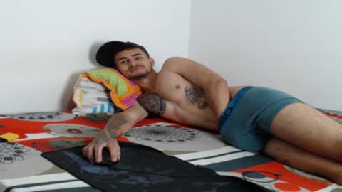 Snapshot of axel_ag chatting on January 20, 2:36 pm Axel online show from January 20, 2:36 pm