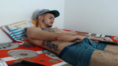 Snapshot of axel_ag chatting on January 21, 2:15 pm Axel online show from January 21, 2:15 pm