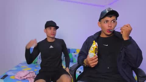 AXEL online show from November 27, 7:49 pm