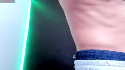 axel davis  online show from November 26, 3:46 pm