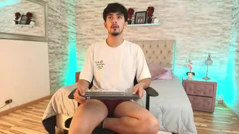 Snapshot of axel_draven chatting on March 7, 12:46 pm axel_draven online show from March 7, 12:46 pm