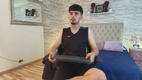 Snapshot of axel_draven chatting on March 16, 12:20 pm axel_draven online show from March 16, 12:20 pm