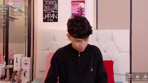 Axel Evanss online show from December 1, 1:05 pm