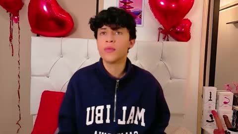 Axel Evanss online show from February 24, 1:09 pm