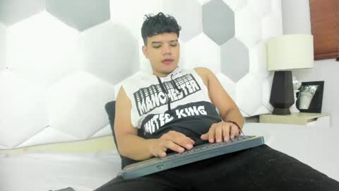 Axel Forte online show from April 9, 1:27 pm