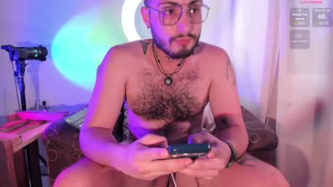 Snapshot of axel_giracr chatting on July 11, 7:16 pm Sebstian online show from July 11, 7:16 pm