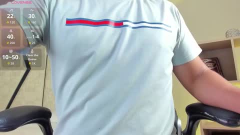 Snapshot of axel_grey_ chatting on March 19, 1:59 pm axel_grey_ online show from March 19, 1:59 pm