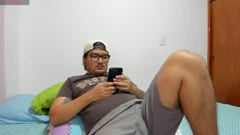 Snapshot of axel_hornyy chatting on July 15, 5:45 am axel_hornyy online show from July 15, 5:45 am