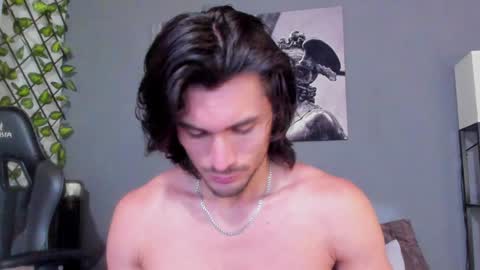 Snapshot of axel_owen chatting on January 15, 10:02 pm Axel online show from January 15, 10:02 pm