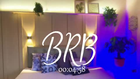 Axel  online show from June 18, 7:07 pm